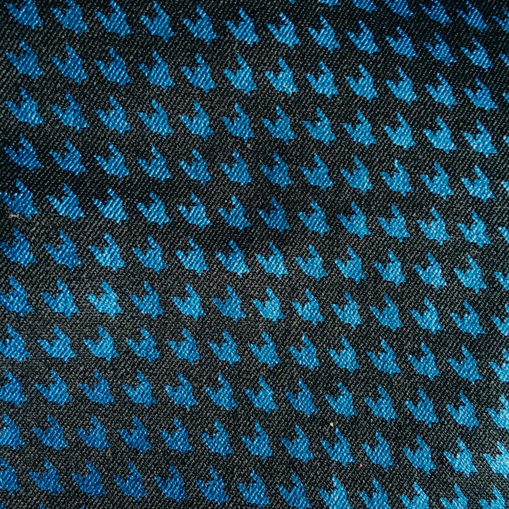 Capris With Fun Pattern - Picture 3 of 5